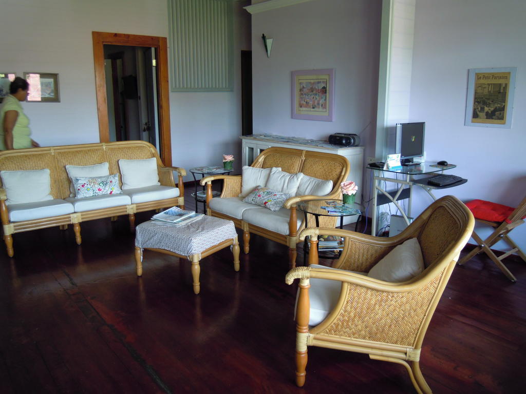 Dos Palmitos Bed And Breakfast Ciudad de Panamá Exterior foto